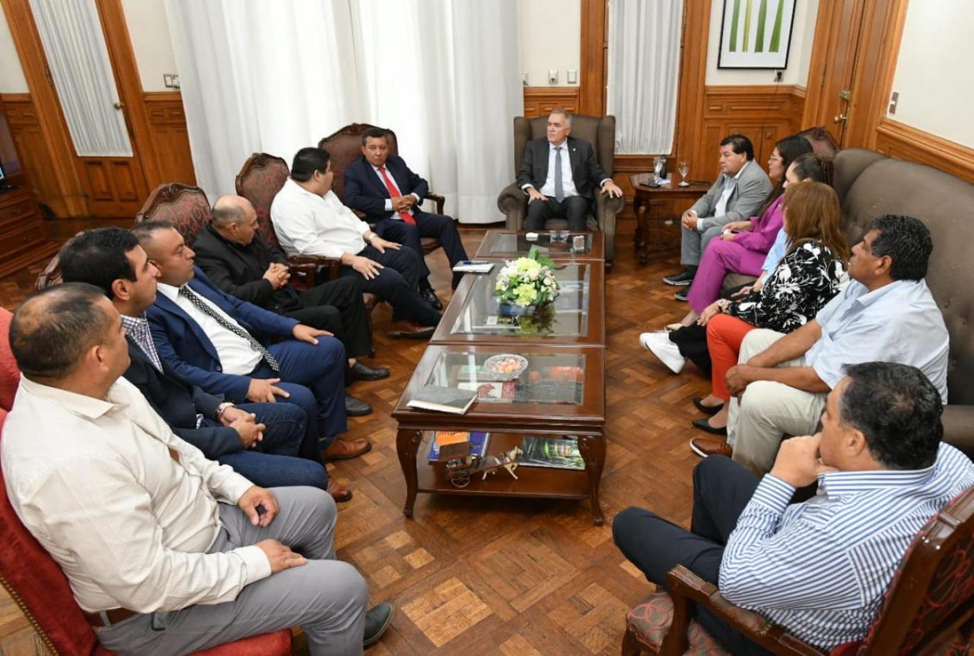 El mandatario tucumano, Osvaldo Jaldo, profundiza el dialogo con intendentes del interior tucumano.