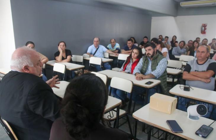 TUCUMAN: Masso se reunió con proveedores de comedores escolares para optimizar las prestaciones
