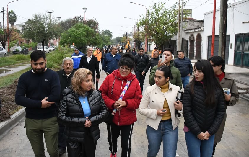 SANTIAGO DEL ESTERO - CAPITAL: La intendente Fuentes habilitó 900 metros de la repavimentación de la Av. Colón