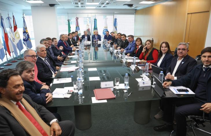 TUCUMAN: Gobernadores Impulsan Proyecto de Ley para Redefinir la Coparticipación y los Fondos Fiduciarios