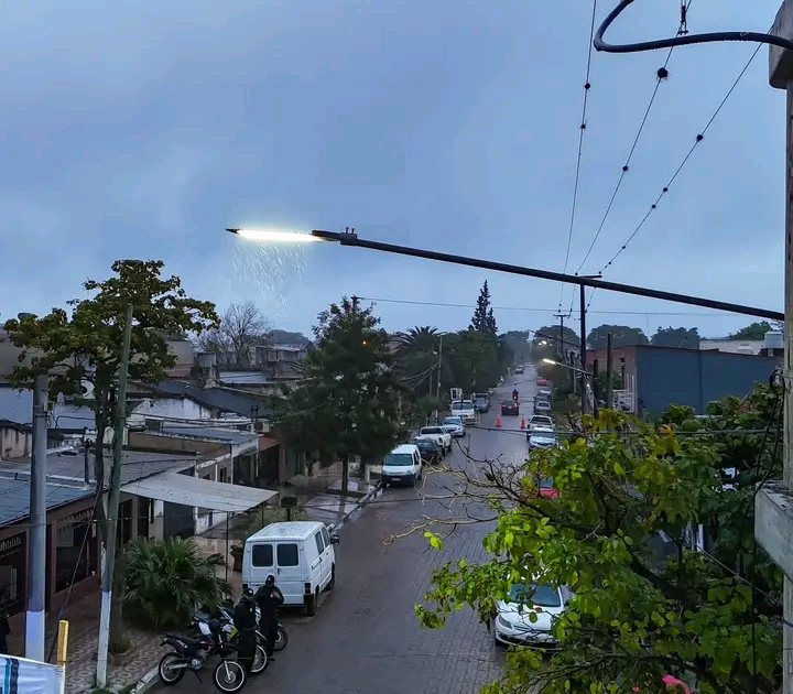 El Municipio de La Banda del Río Salí Fortalece la Iluminación y el Acceso a Servicios Esenciales en sus Barrios
